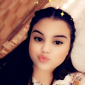 Meet your Posher, Allyson